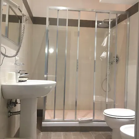 Domizia Floor 招待所 罗马