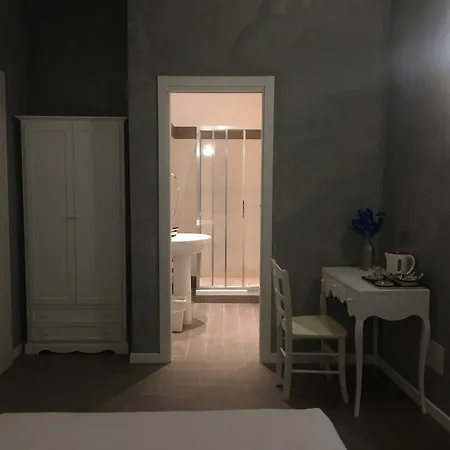 Domizia Floor Gasthuis Rome